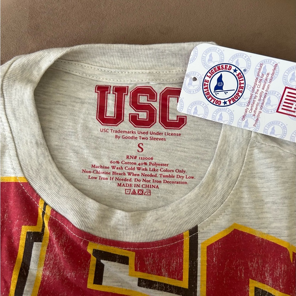 *New* USC Trojans Graphic T-Shirt - Picture 6 of 8